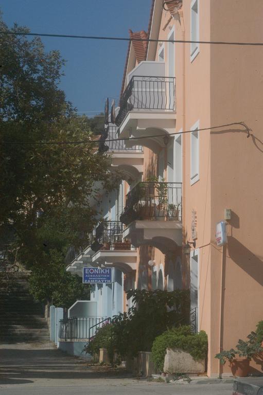 ארגוסטולי Marina Studios II חדר תמונה